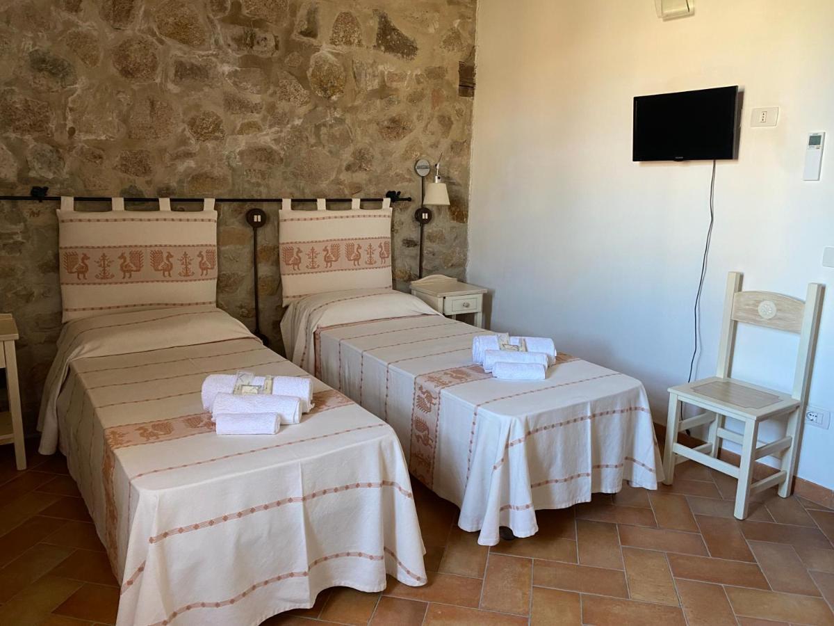Hotel Bed And Bike Antico Mulino Aglientu Exterior foto