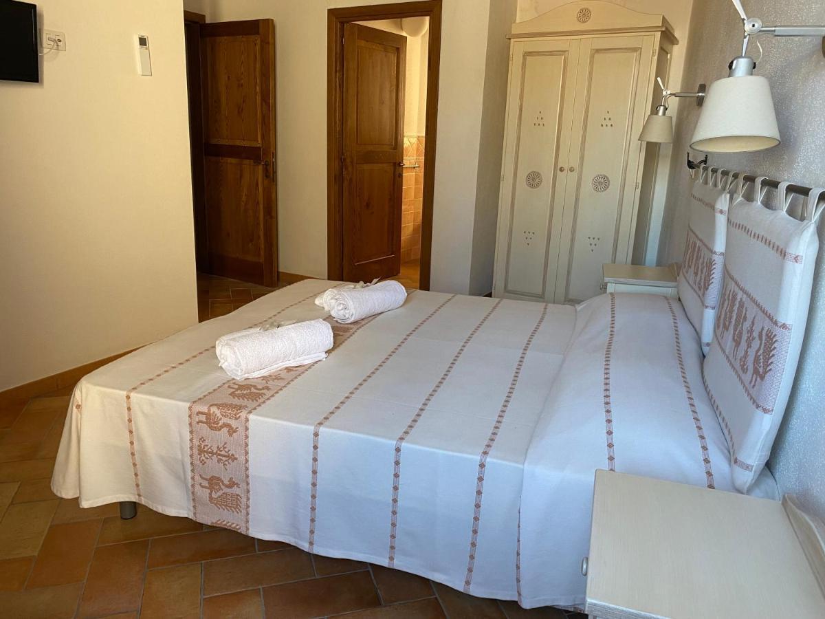 Hotel Bed And Bike Antico Mulino Aglientu Exterior foto