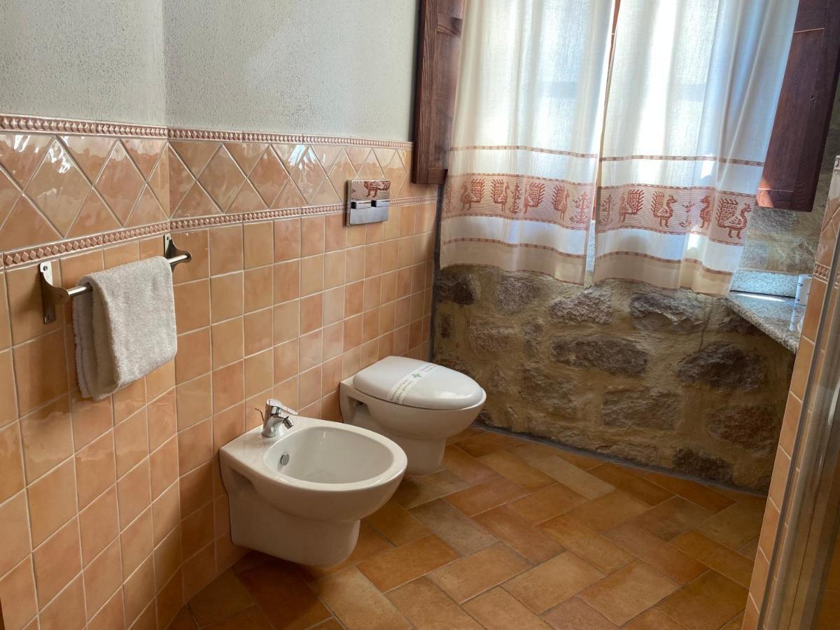 Hotel Bed And Bike Antico Mulino Aglientu Exterior foto