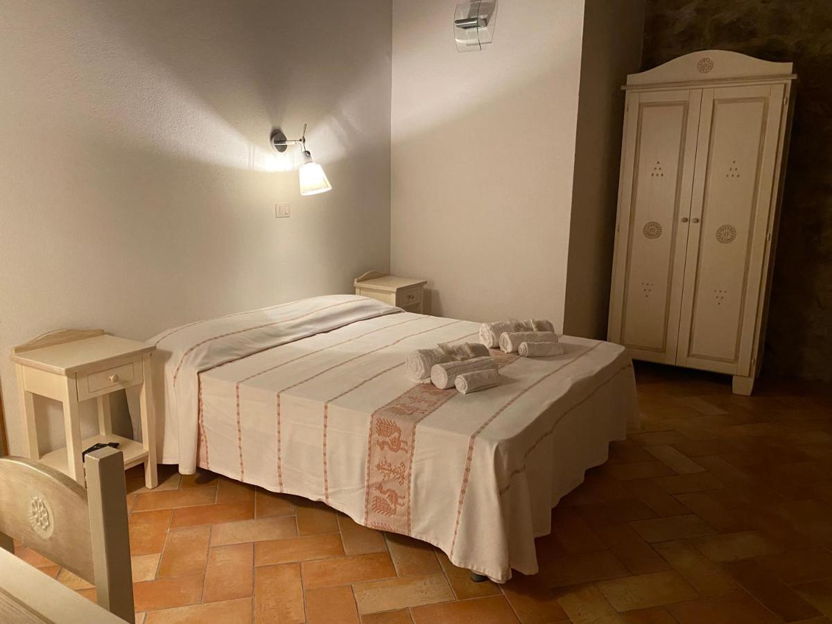Hotel Bed And Bike Antico Mulino Aglientu Exterior foto
