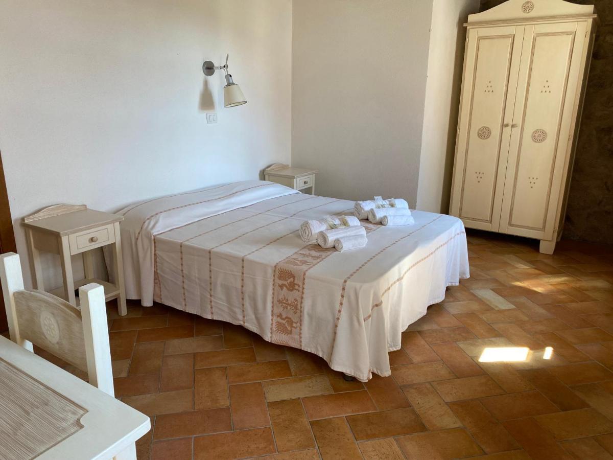 Hotel Bed And Bike Antico Mulino Aglientu Exterior foto